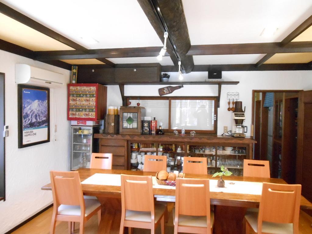 Pension Nugget Inn Hakuba Buitenkant foto