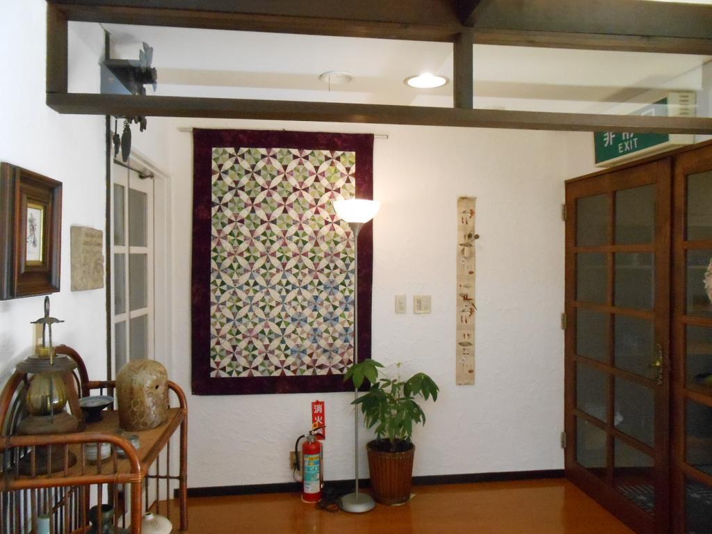 Pension Nugget Inn Hakuba Buitenkant foto